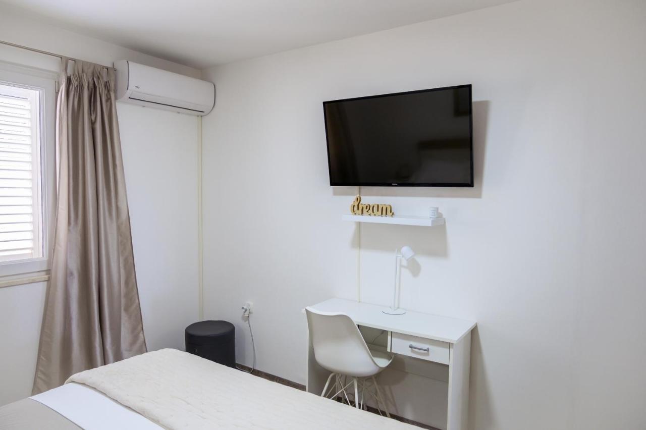 Apartment Tina Плоче Екстер'єр фото