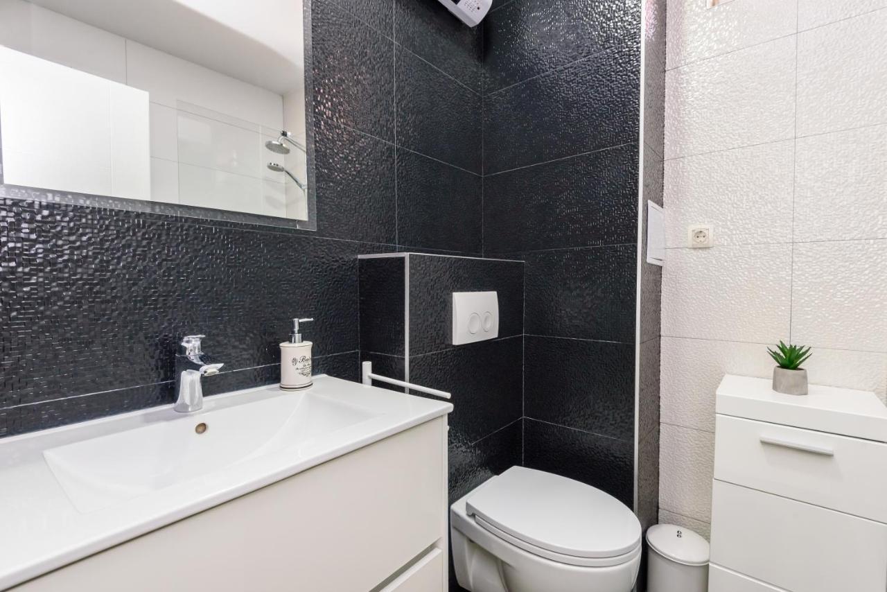 Apartment Tina Плоче Екстер'єр фото