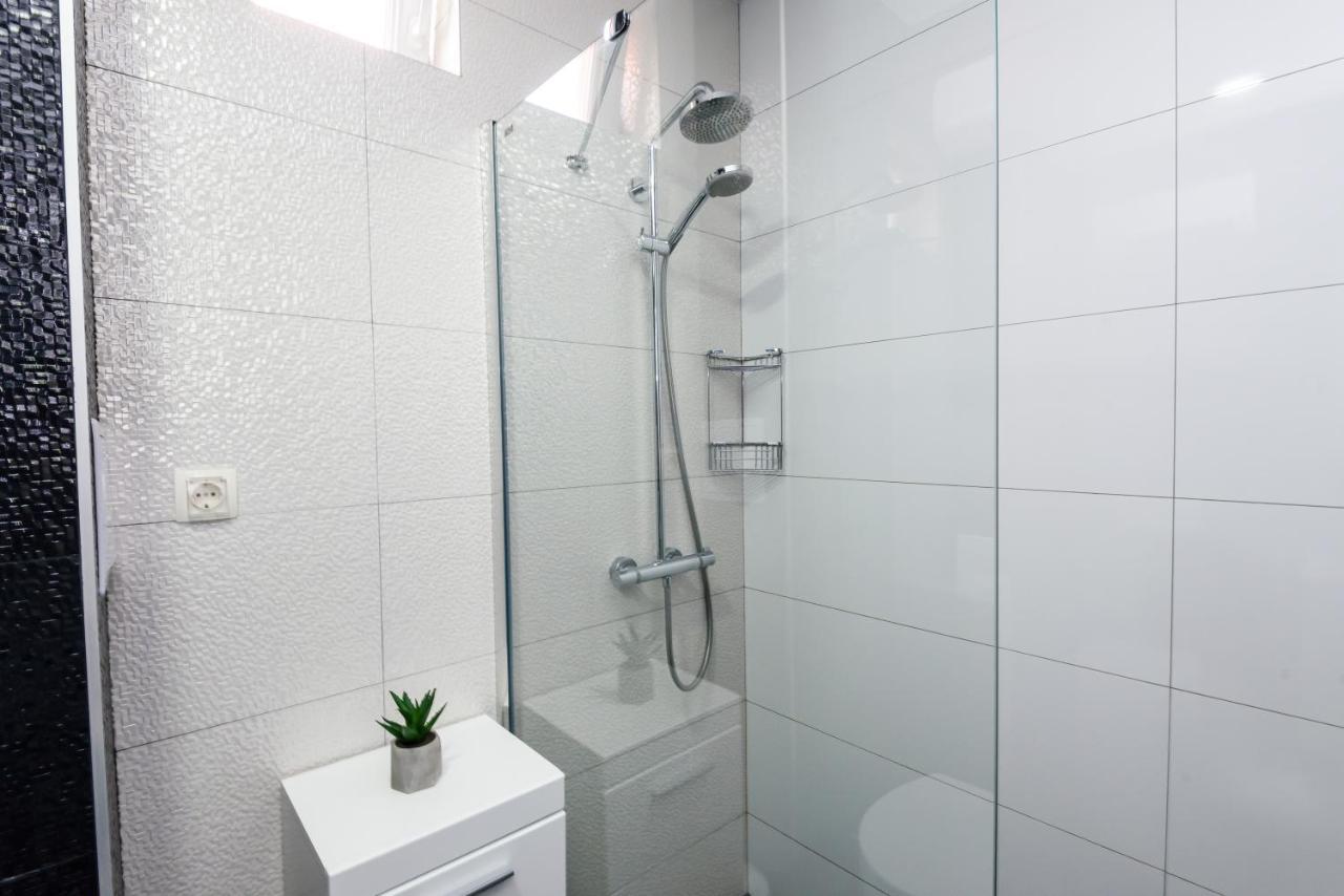 Apartment Tina Плоче Екстер'єр фото